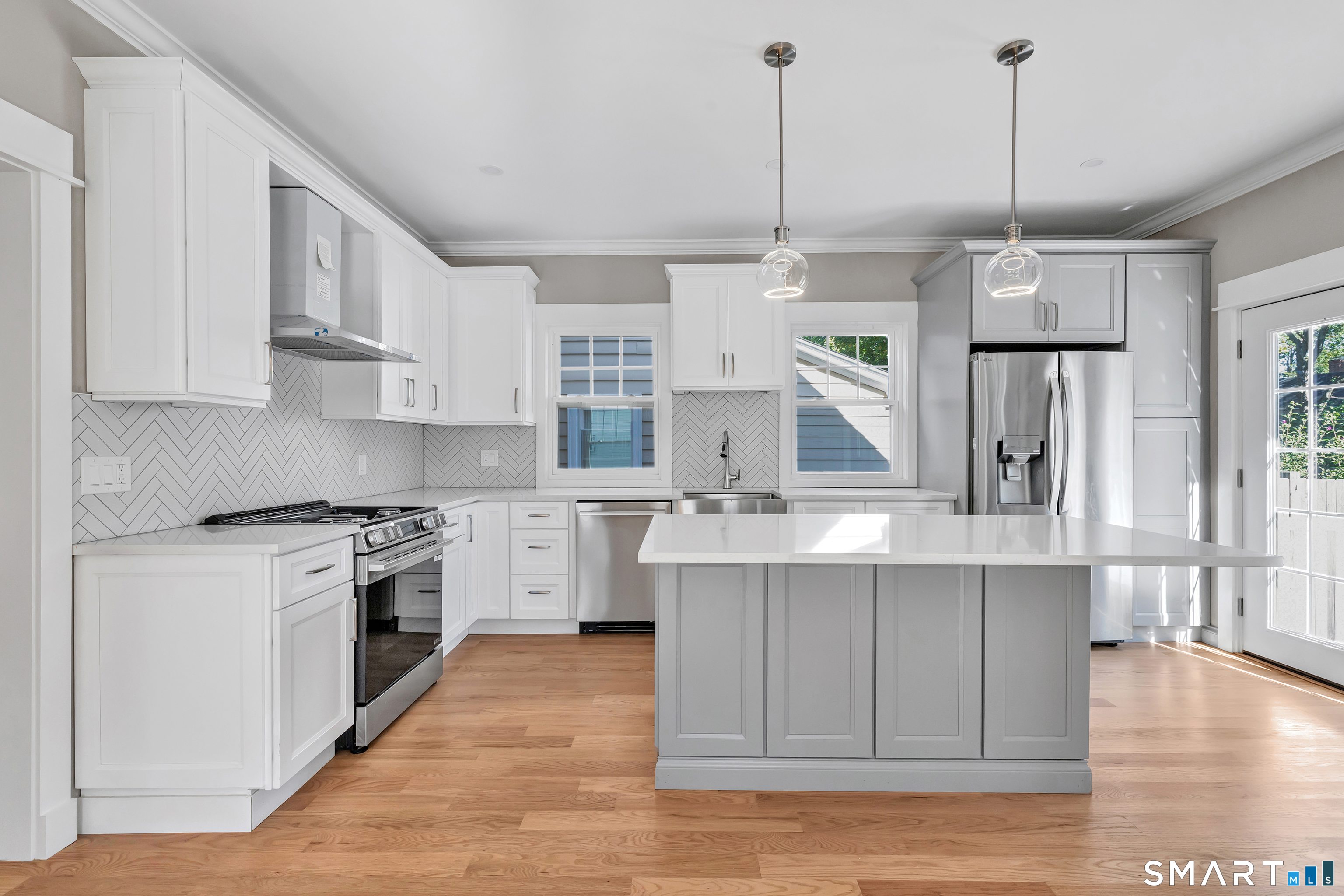 53 Washington Manor Avenue West Haven CT 06516