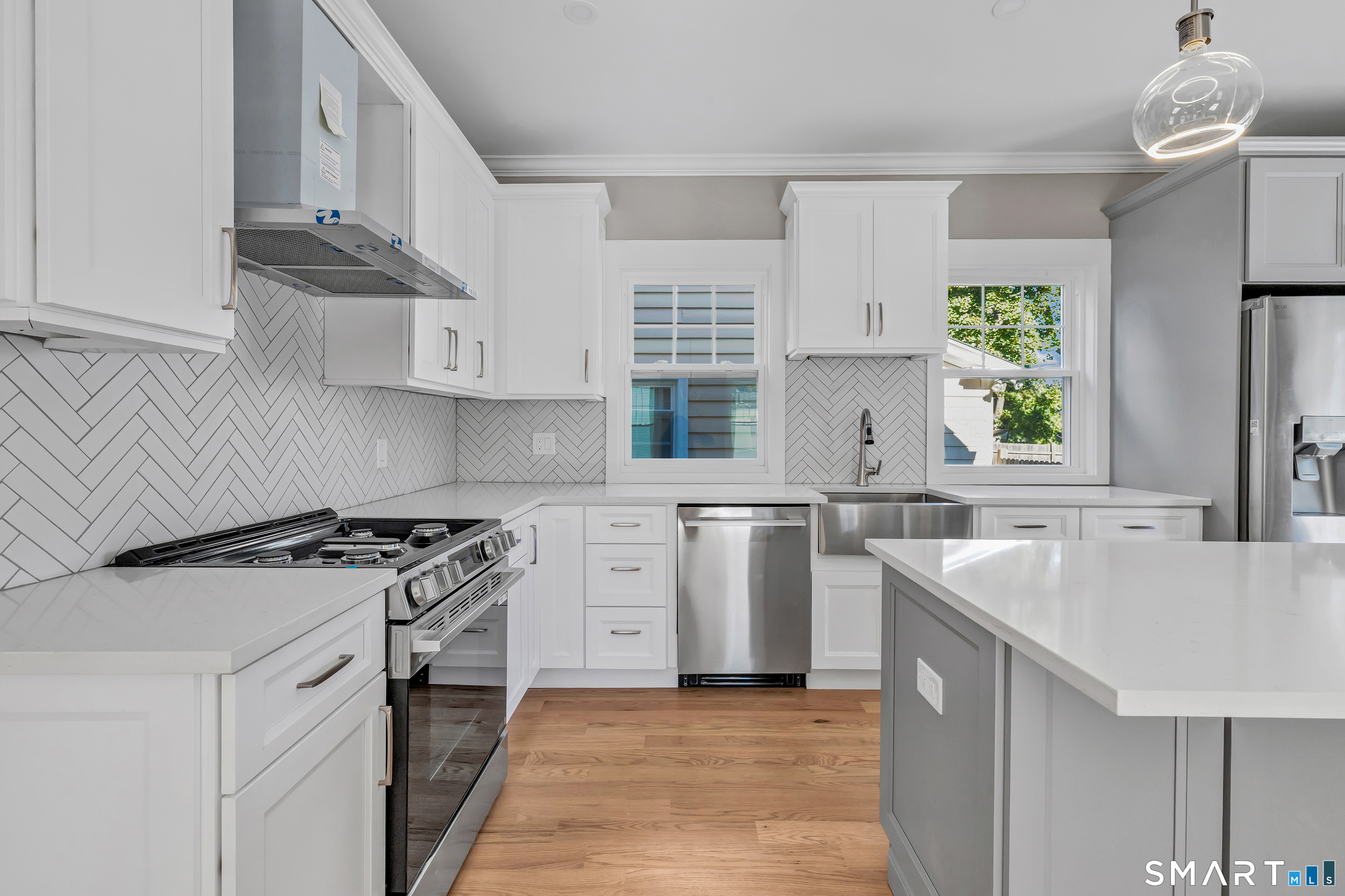 53 Washington Manor Avenue West Haven CT 06516