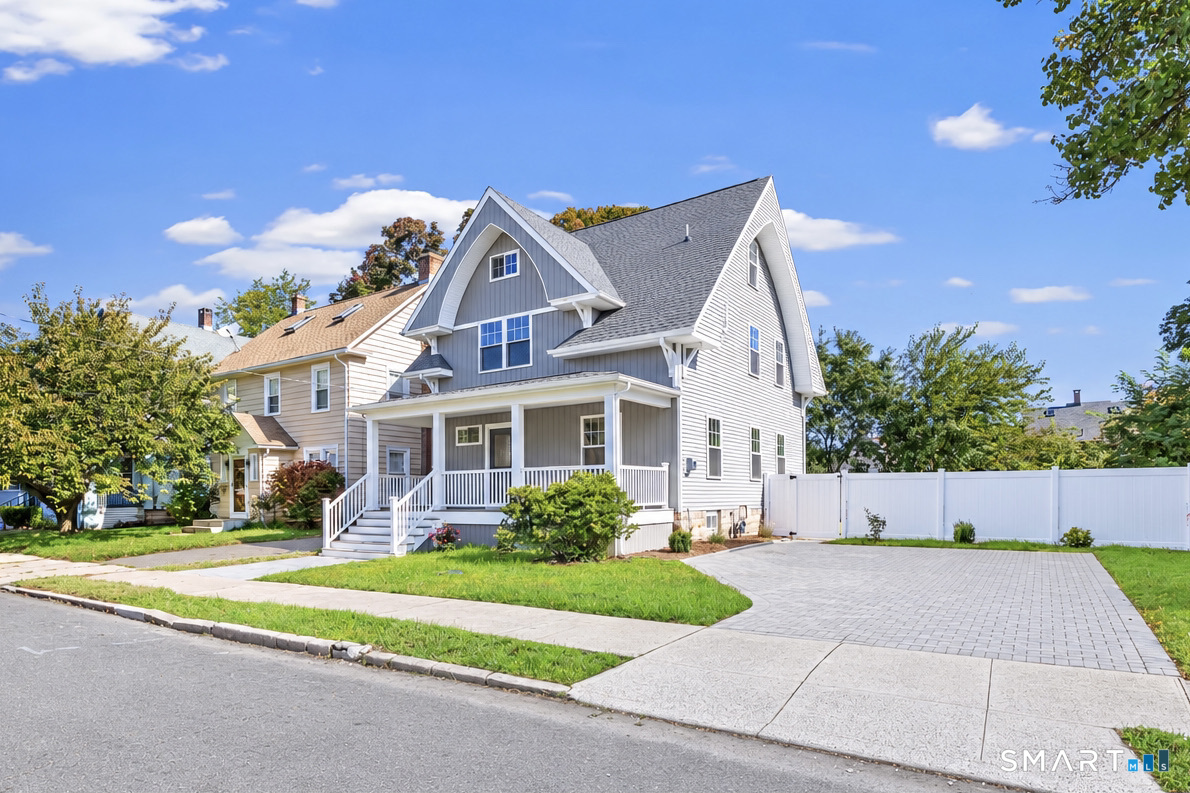 53 Washington Manor Avenue West Haven CT 06516