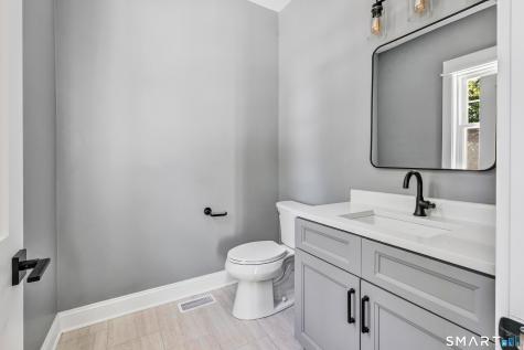 53 Washington Manor Avenue West Haven CT 06516