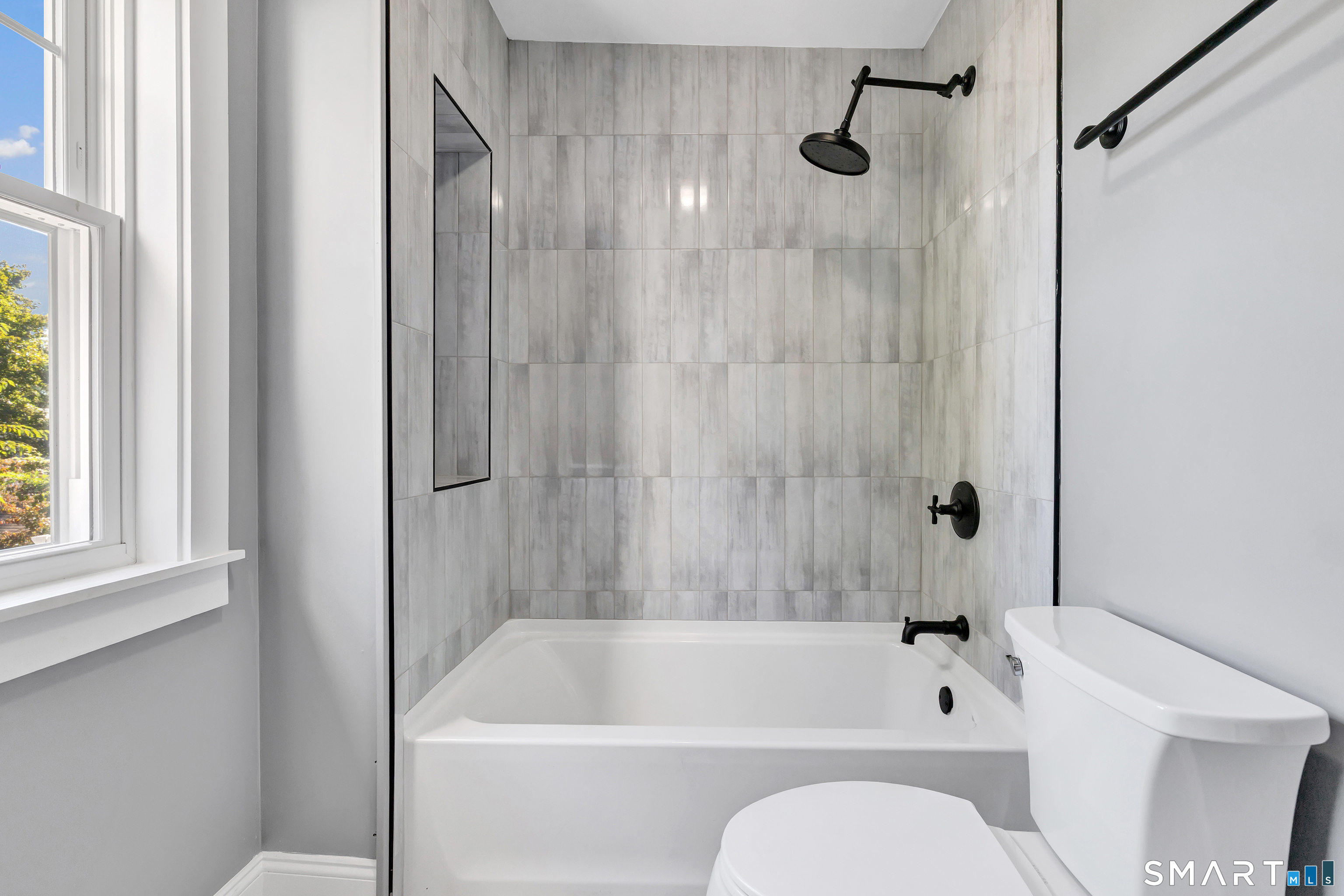 53 Washington Manor Avenue West Haven CT 06516