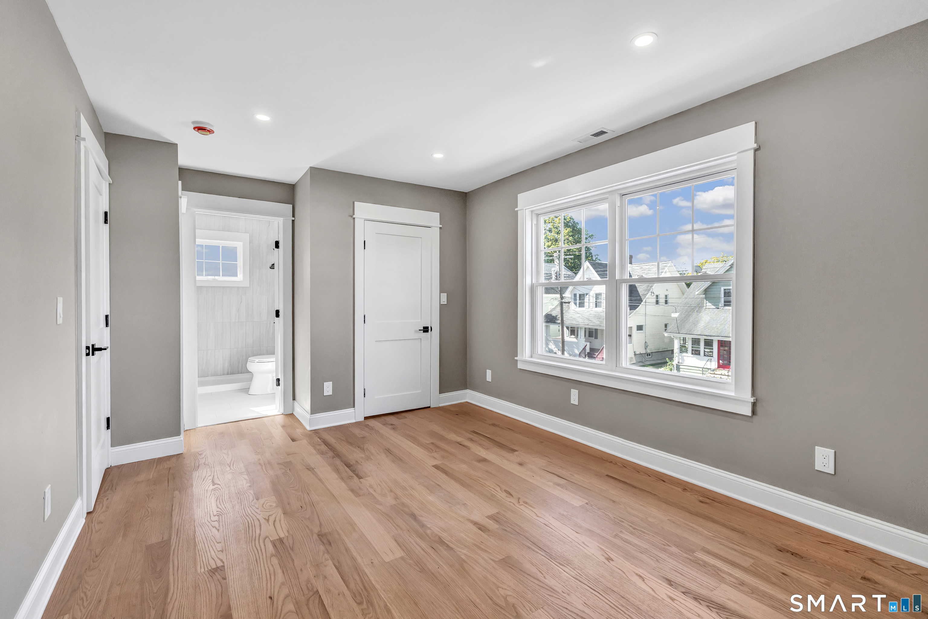 53 Washington Manor Avenue West Haven CT 06516