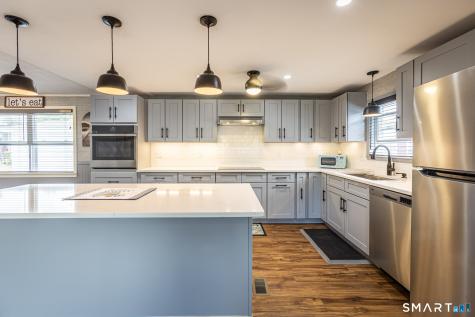 20 Laurel View Wallingford CT 06492