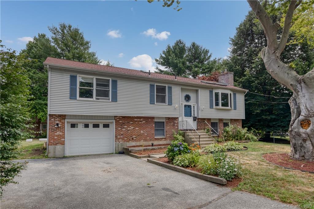 928 Ocean Avenue New London CT 06320
