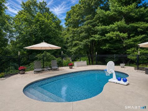 76-R Ivy Way Durham CT 06422