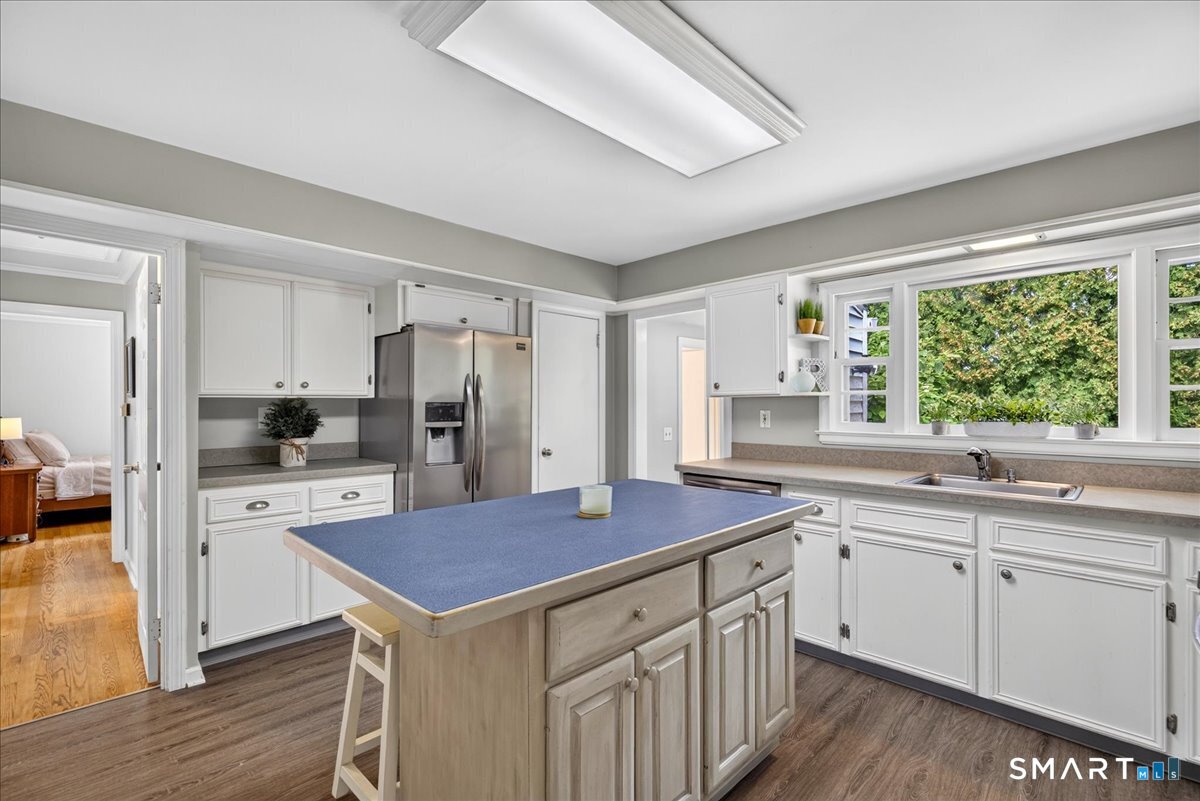 210 Bayard Avenue North Haven CT 06473