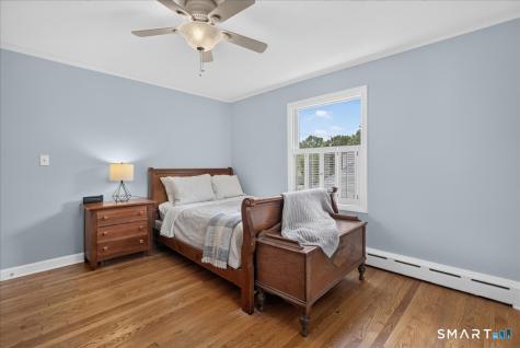 210 Bayard Avenue North Haven CT 06473