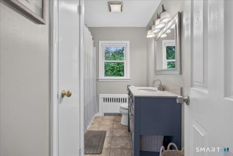 210 Bayard Avenue North Haven CT 06473