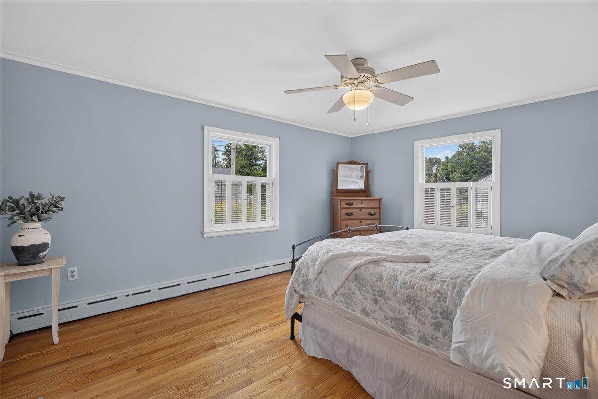 210 Bayard Avenue North Haven CT 06473