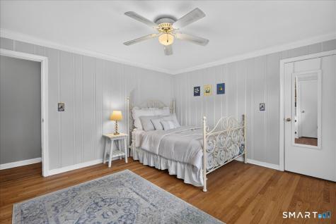 210 Bayard Avenue North Haven CT 06473