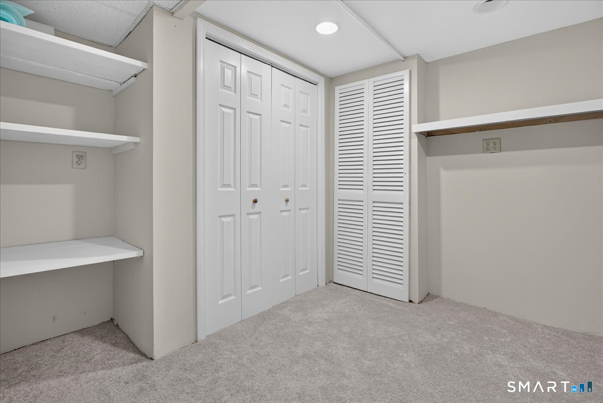 210 Bayard Avenue North Haven CT 06473