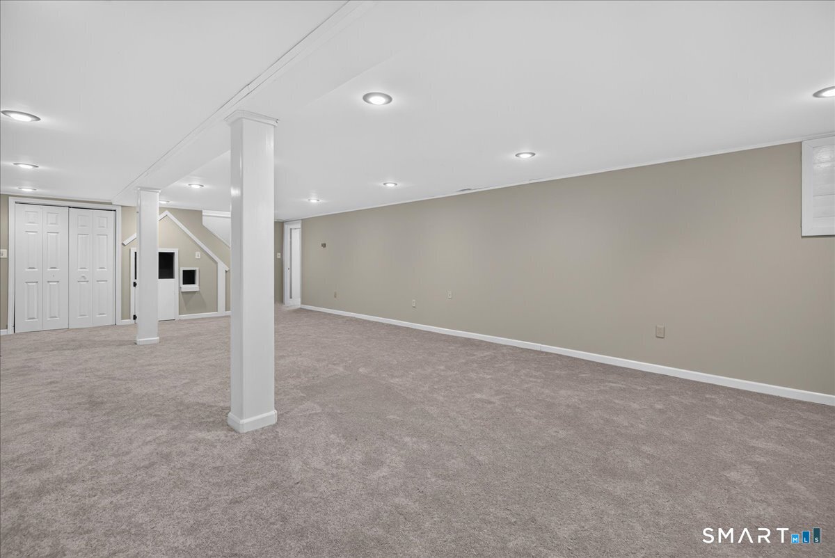 210 Bayard Avenue North Haven CT 06473