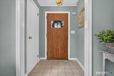 210 Bayard Avenue North Haven CT 06473