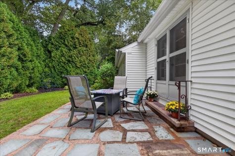 210 Bayard Avenue North Haven CT 06473
