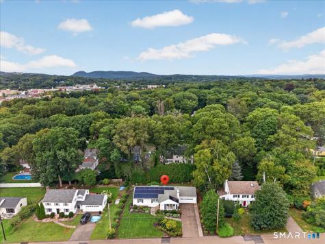 210 Bayard Avenue North Haven CT 06473