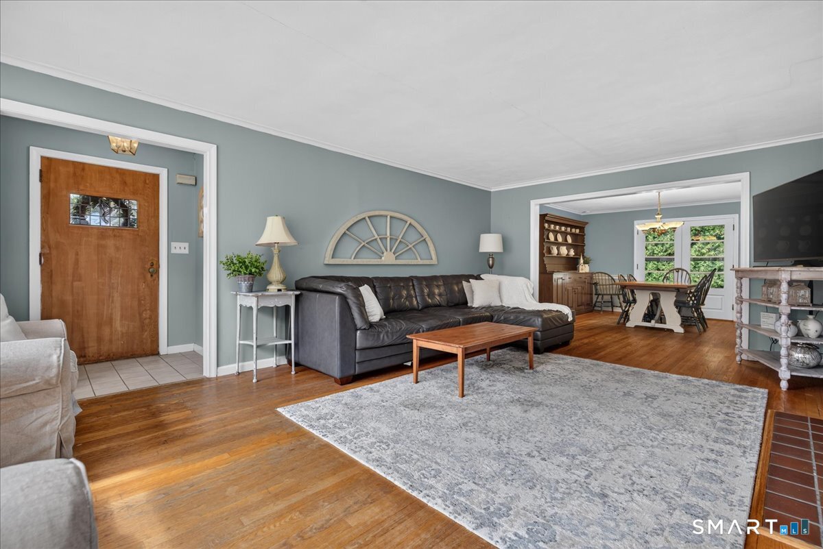 210 Bayard Avenue North Haven CT 06473