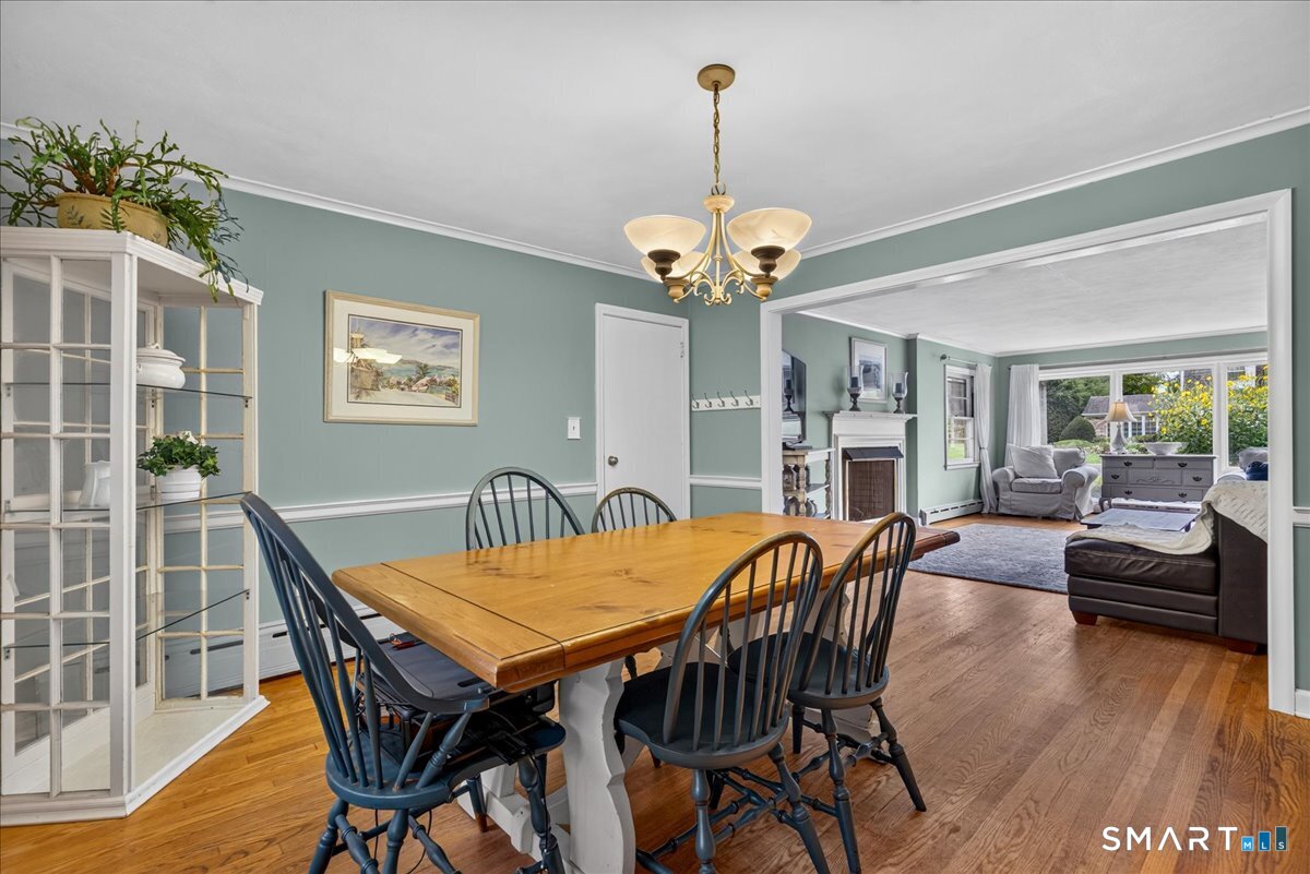 210 Bayard Avenue North Haven CT 06473