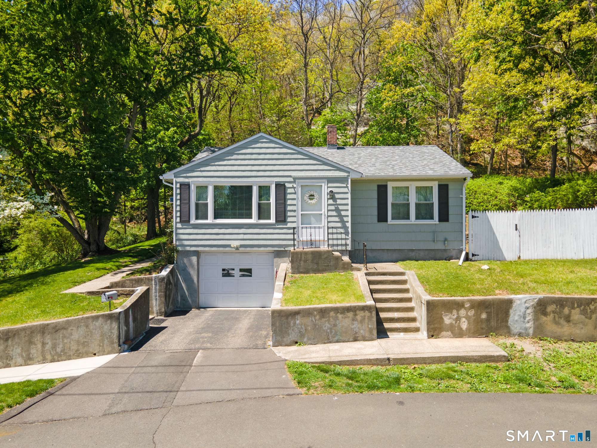 18 Shelton Street Seymour CT 06483