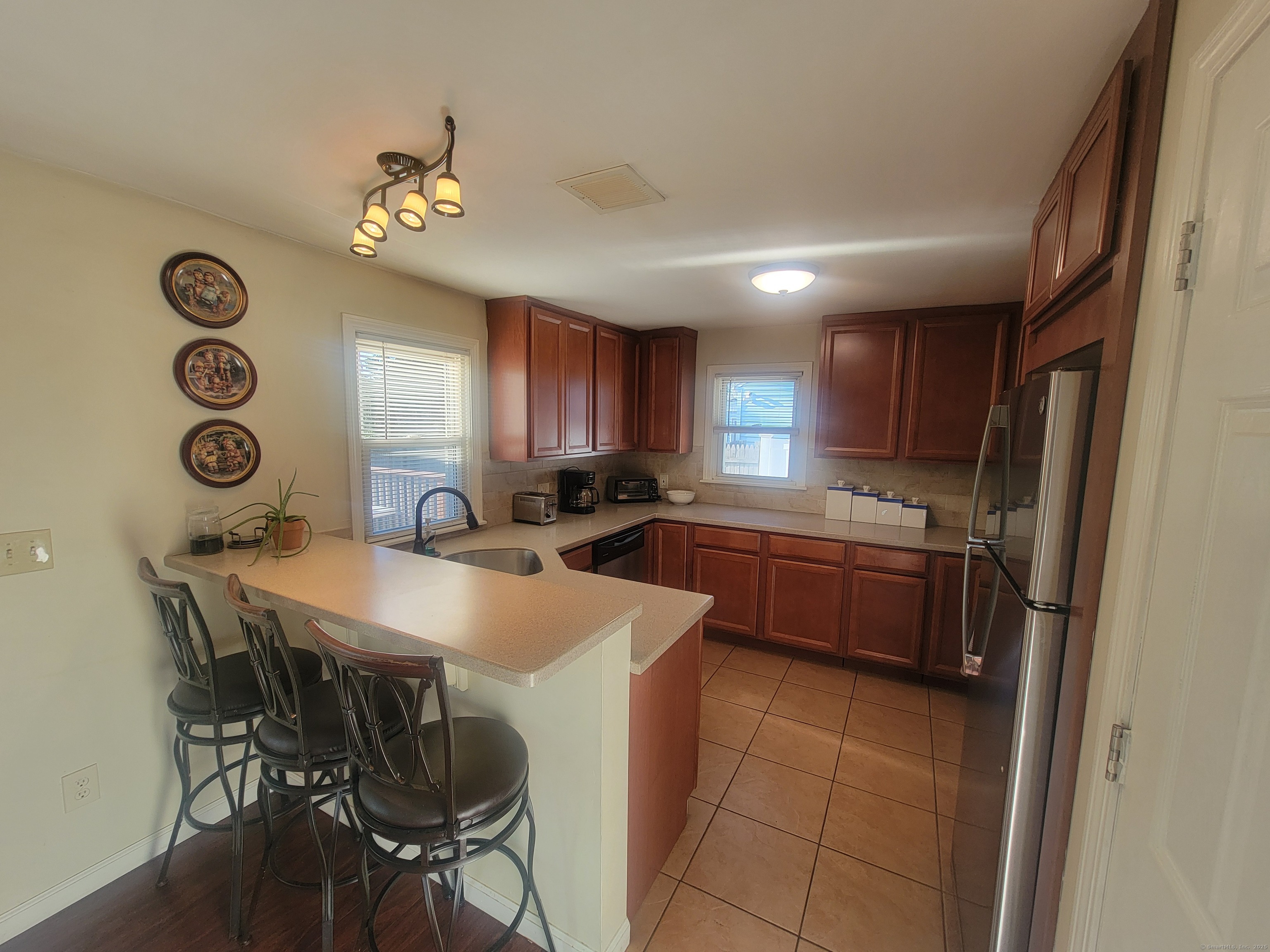336 Circular Avenue Hamden CT 06514