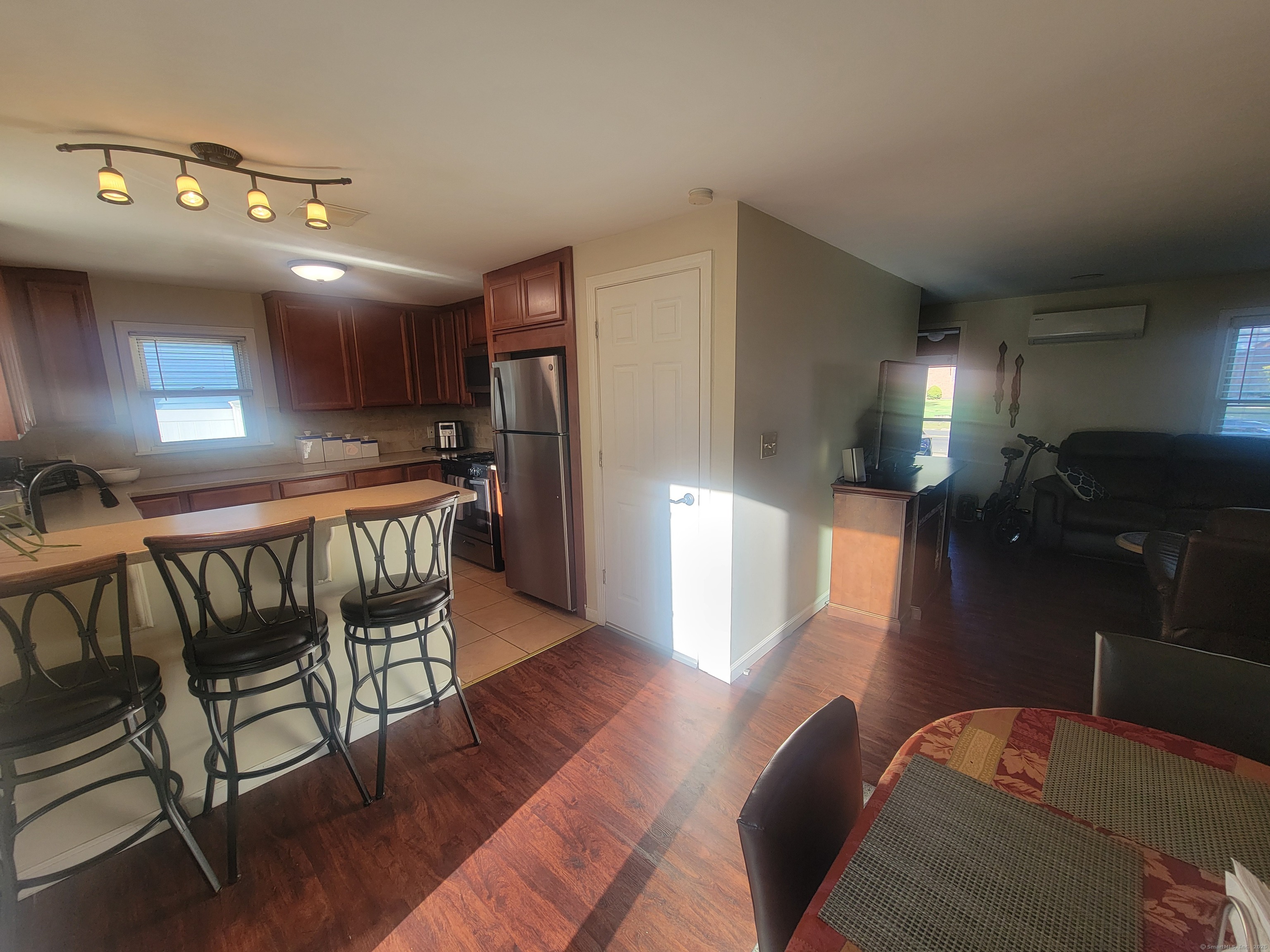 336 Circular Avenue Hamden CT 06514