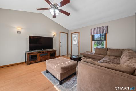 9 Kelly Drive Enfield CT 06082