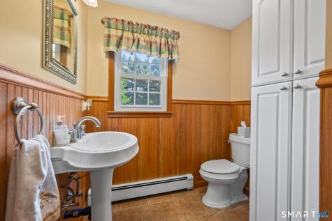 9 Kelly Drive Enfield CT 06082