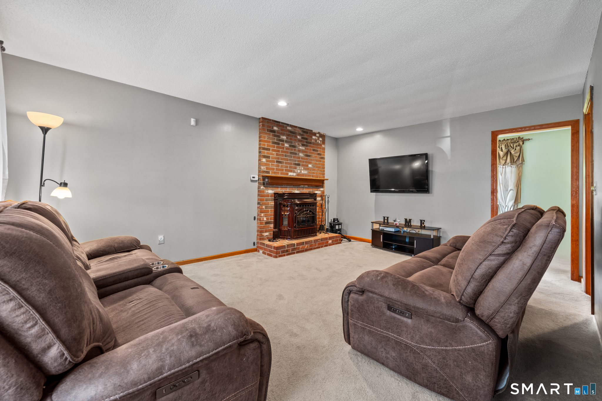 9 Kelly Drive Enfield CT 06082