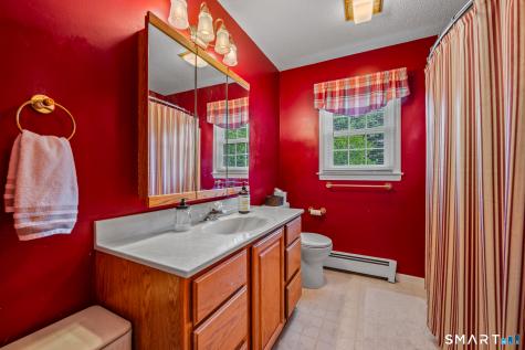 9 Kelly Drive Enfield CT 06082