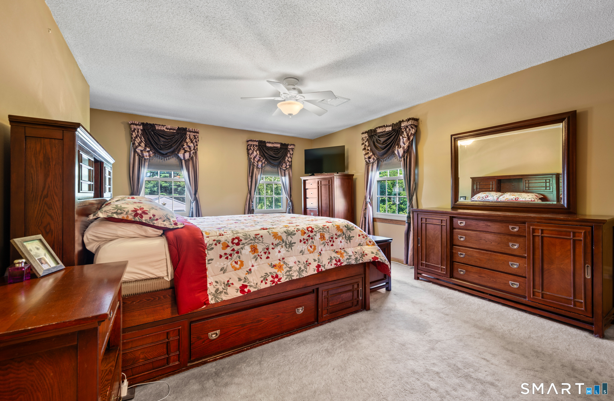 9 Kelly Drive Enfield CT 06082