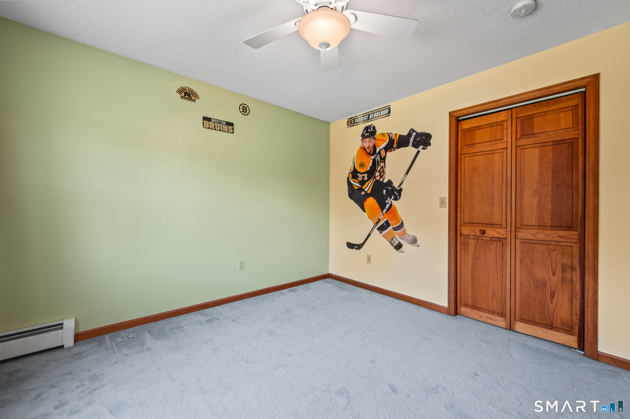 9 Kelly Drive Enfield CT 06082