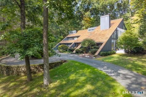 33 Rock Hill Road Woodbridge CT 06525