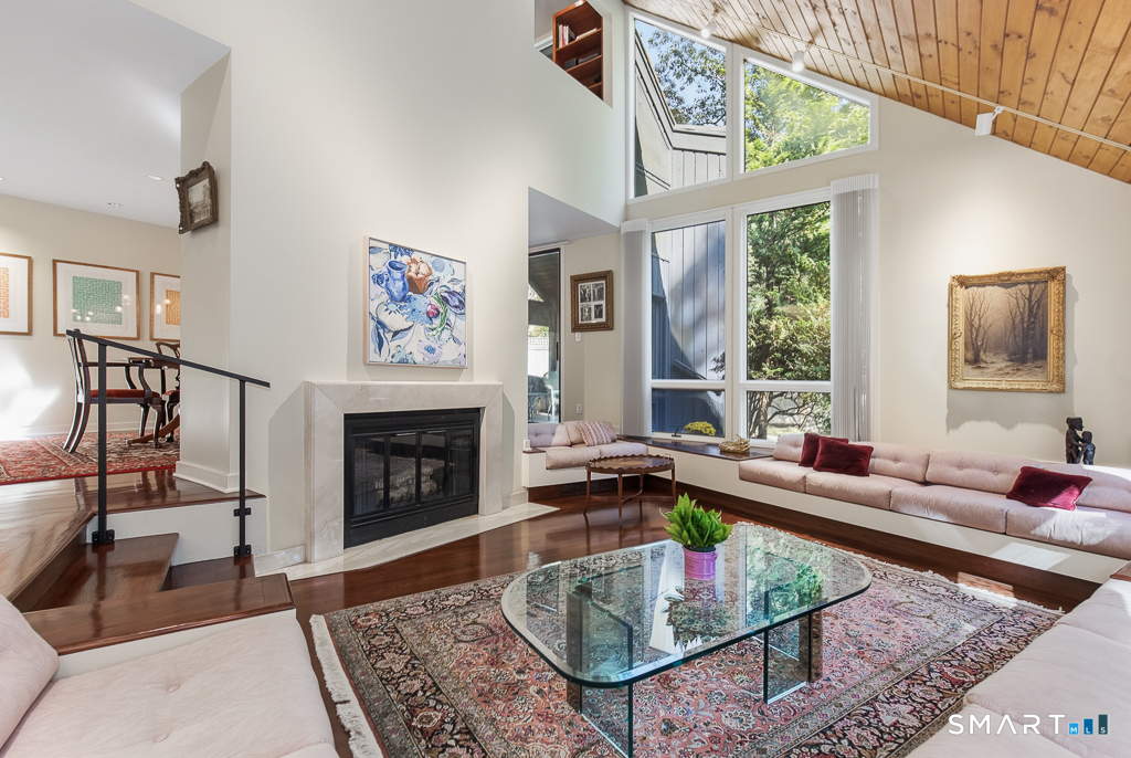 33 Rock Hill Road Woodbridge CT 06525