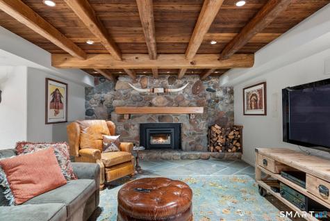 6 Pine Hill Road Burlington CT 06013