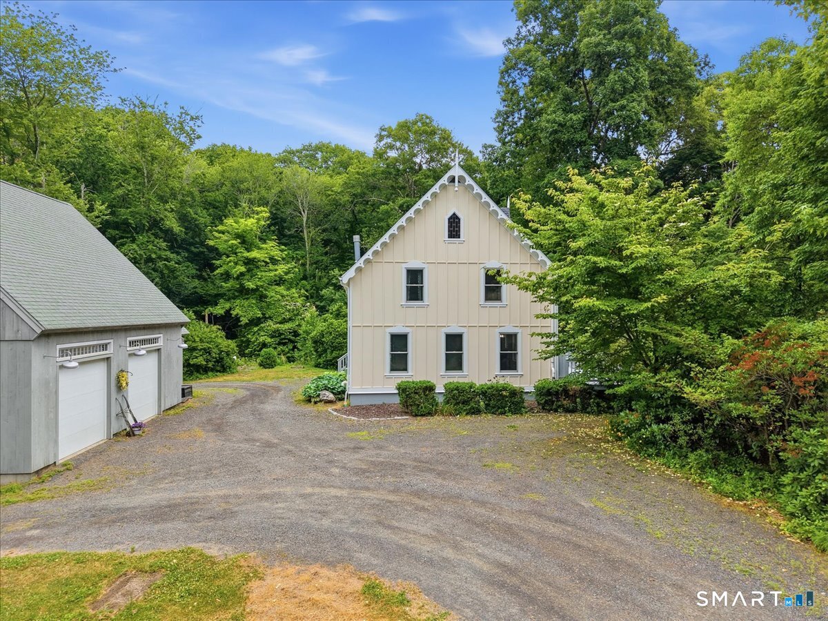 124 Town Street East Haddam CT 06423