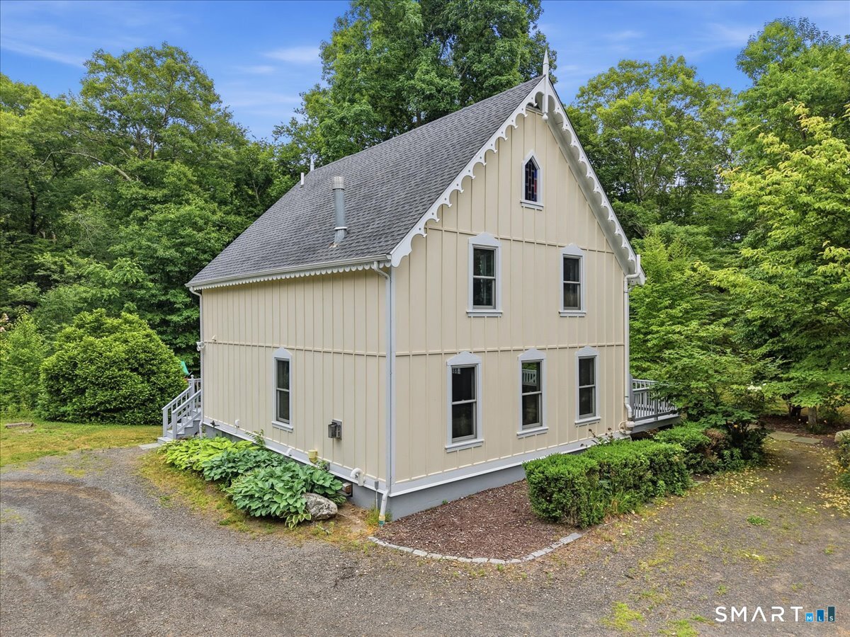 124 Town Street East Haddam CT 06423