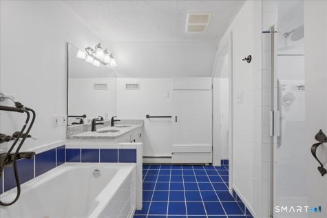 124 Town Street East Haddam CT 06423