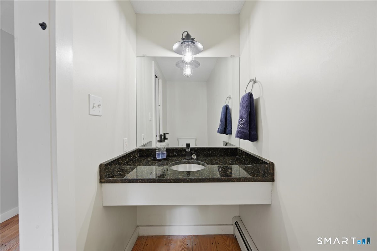 124 Town Street East Haddam CT 06423