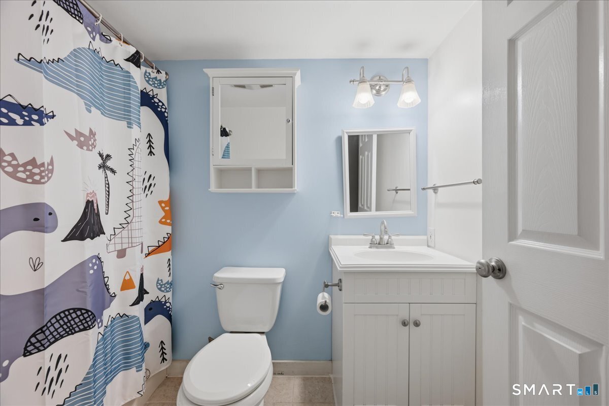 124 Town Street East Haddam CT 06423