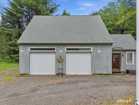 124 Town Street East Haddam CT 06423