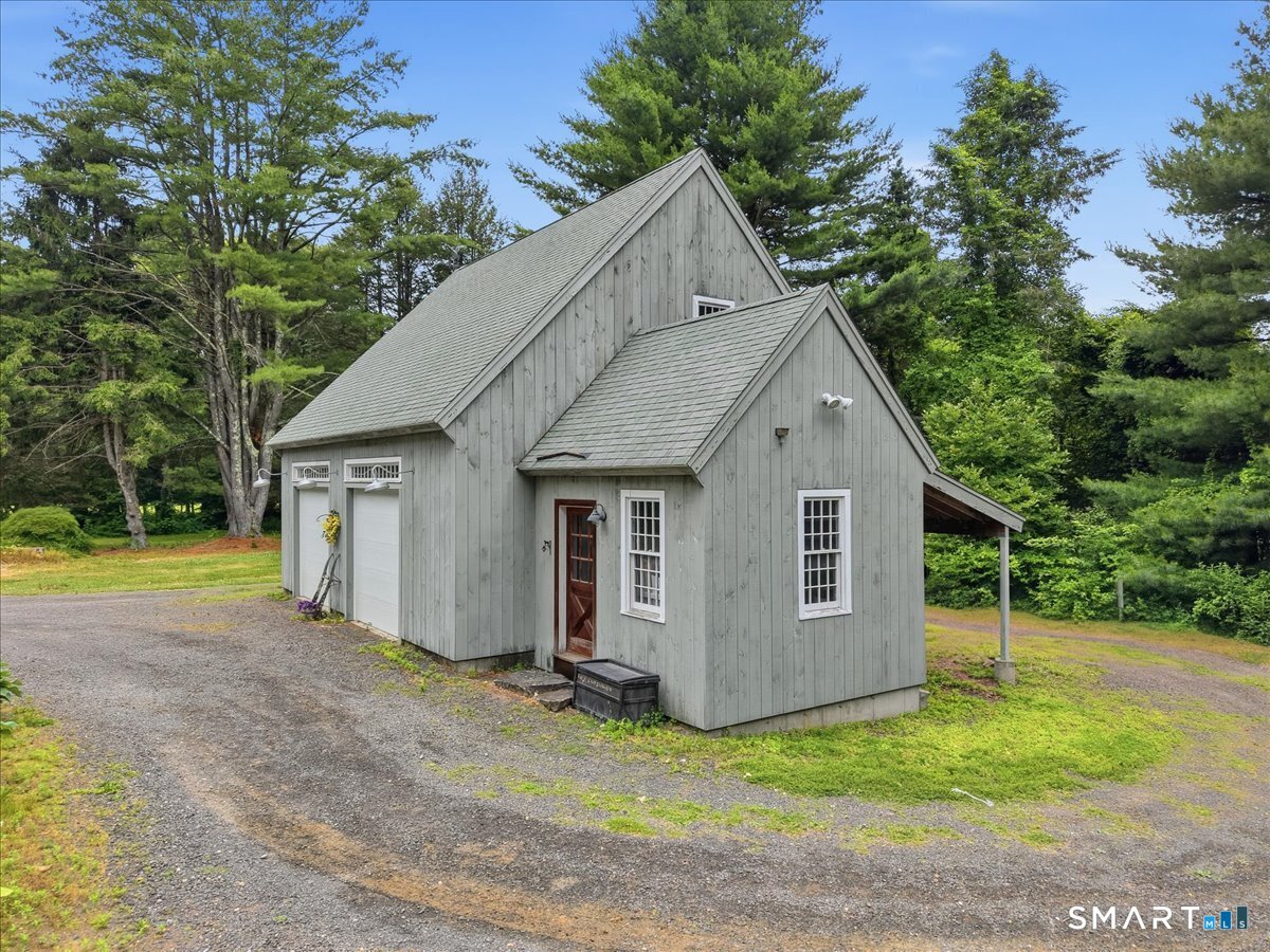 124 Town Street East Haddam CT 06423