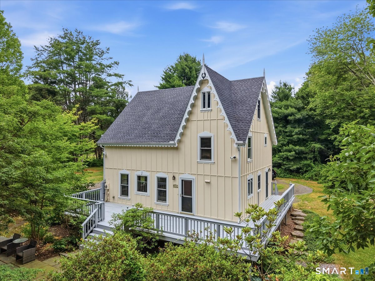 124 Town Street East Haddam CT 06423