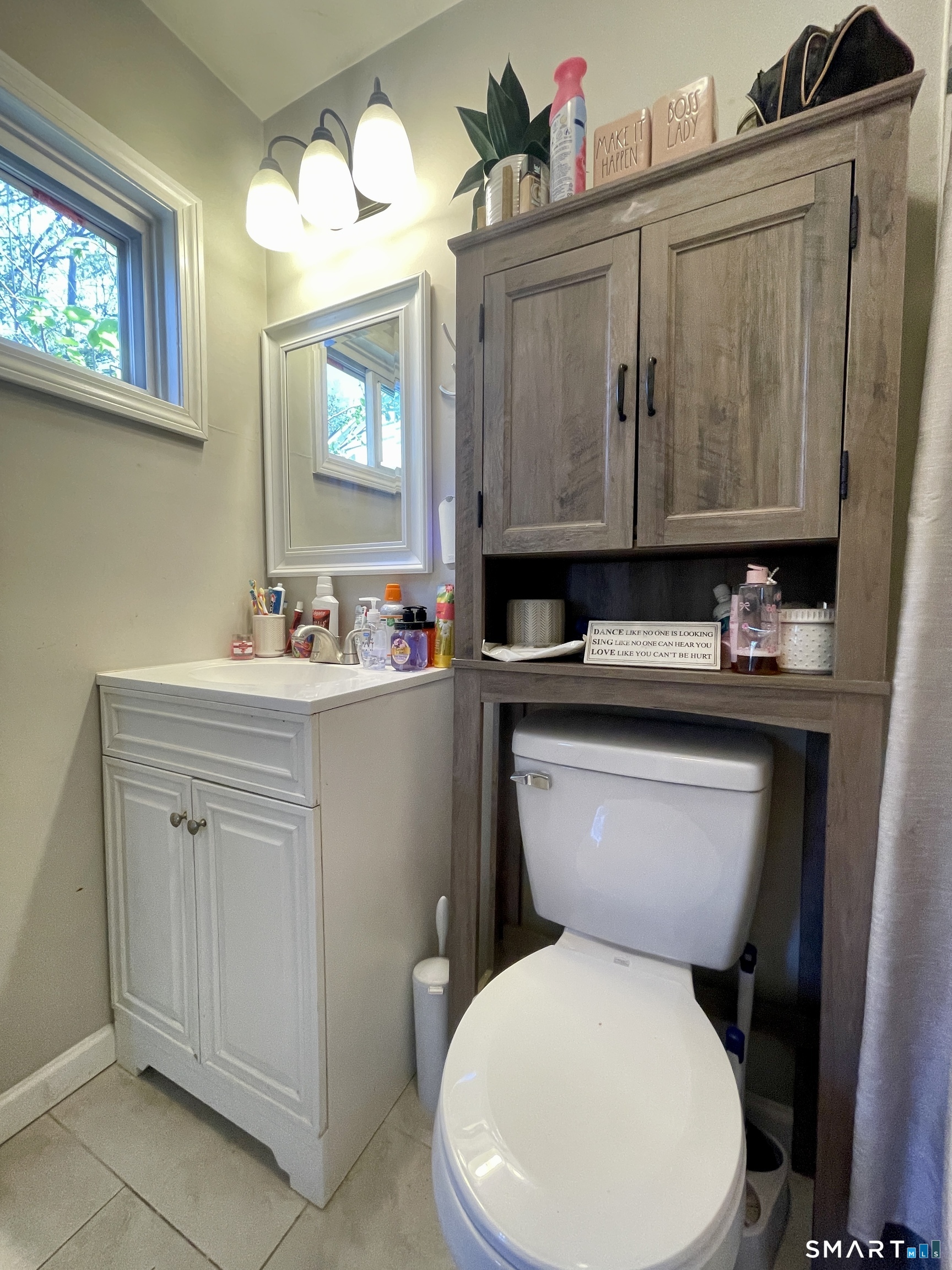 16 Brainard Road Enfield CT 06082