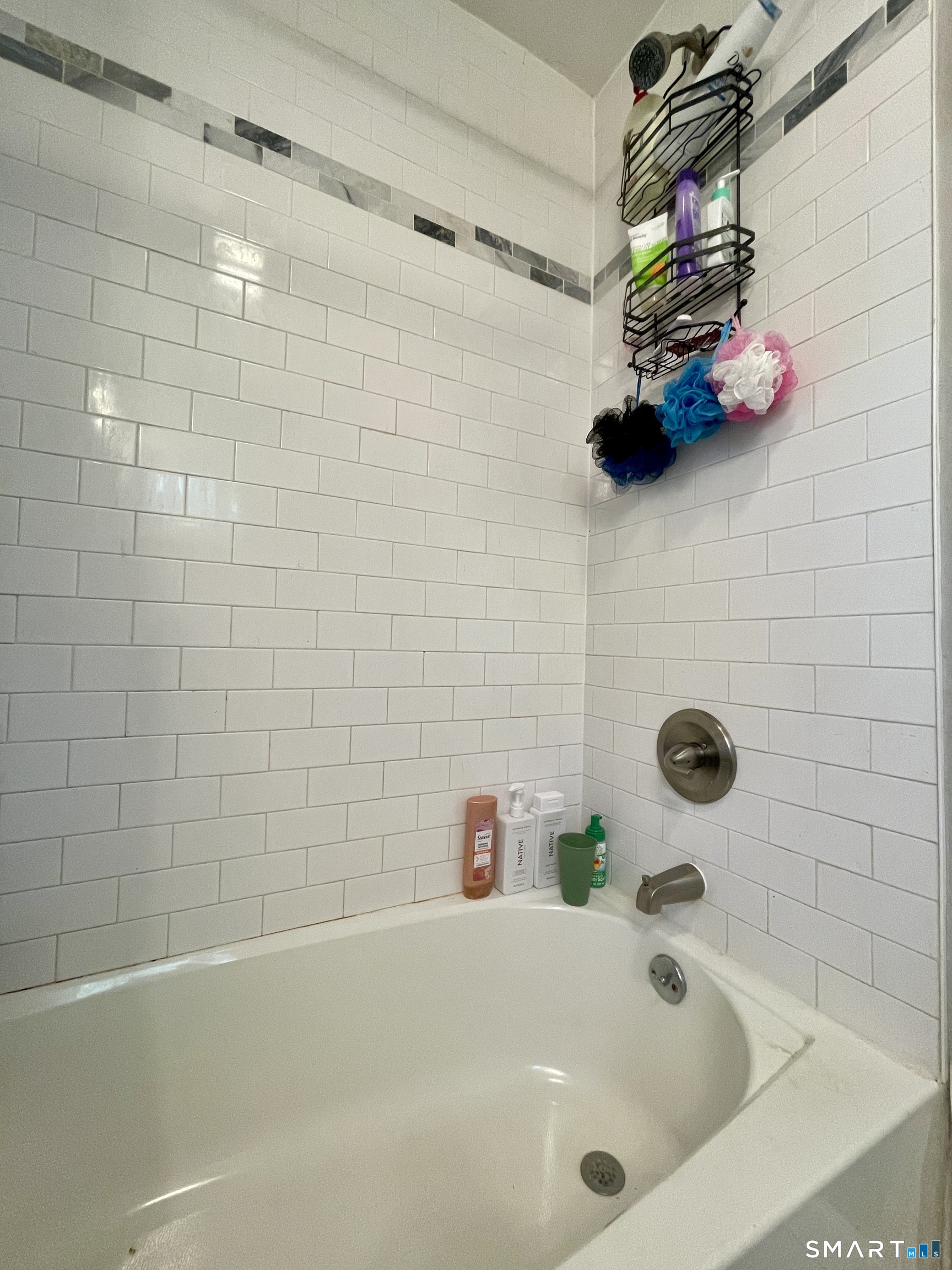 16 Brainard Road Enfield CT 06082