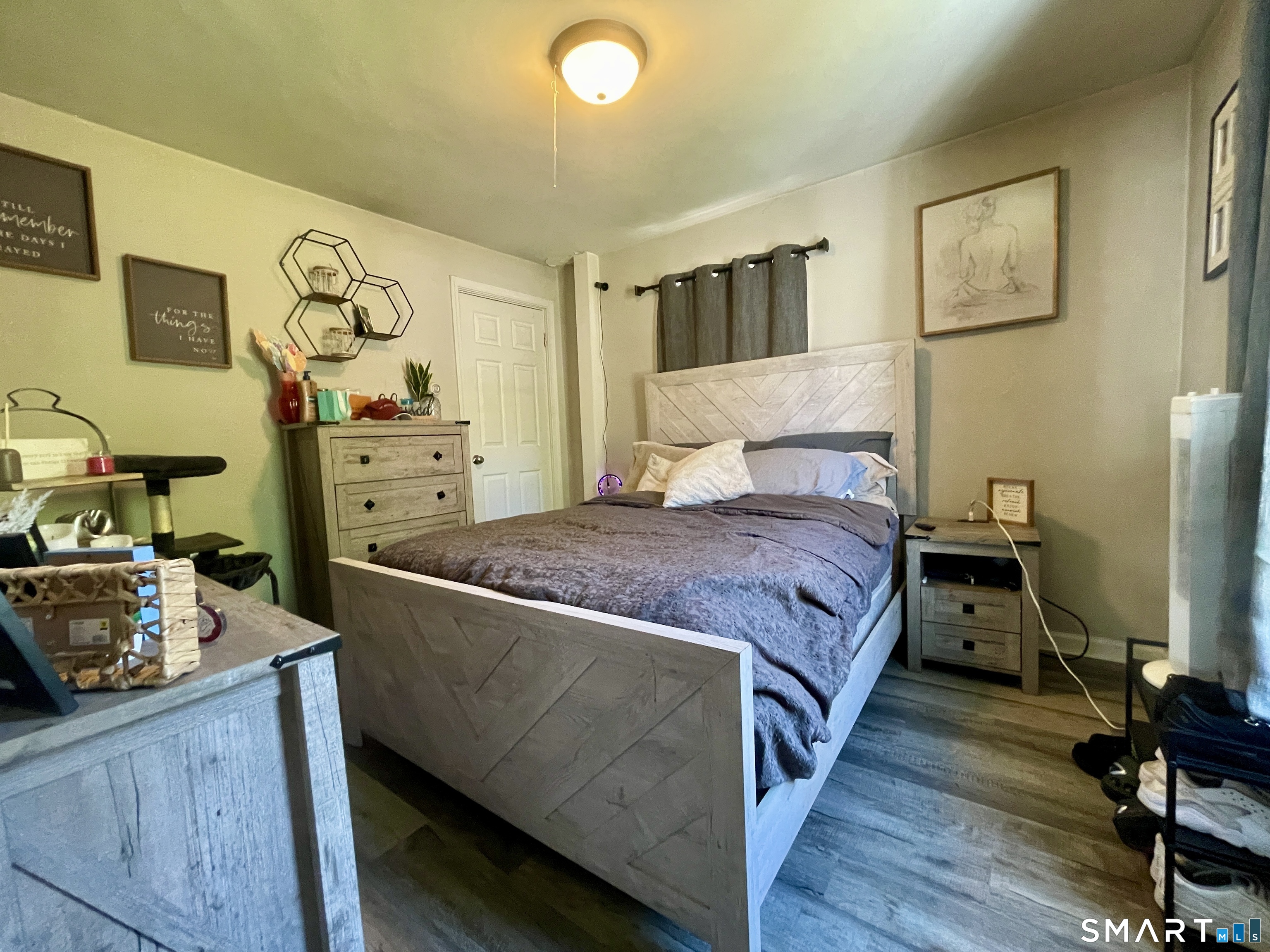 16 Brainard Road Enfield CT 06082