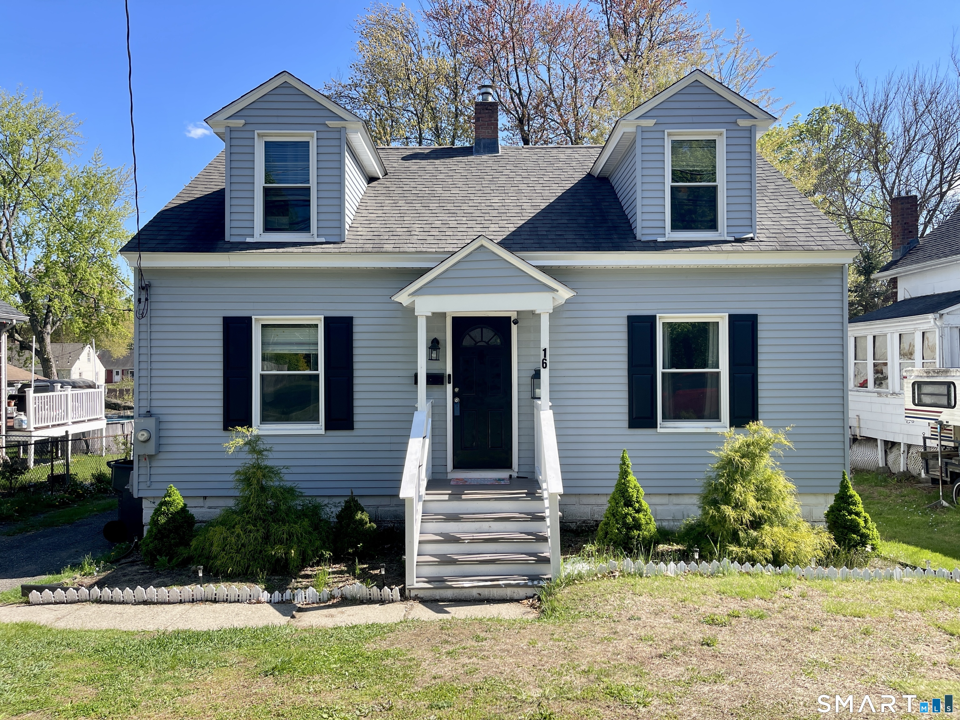 16 Brainard Road Enfield CT 06082