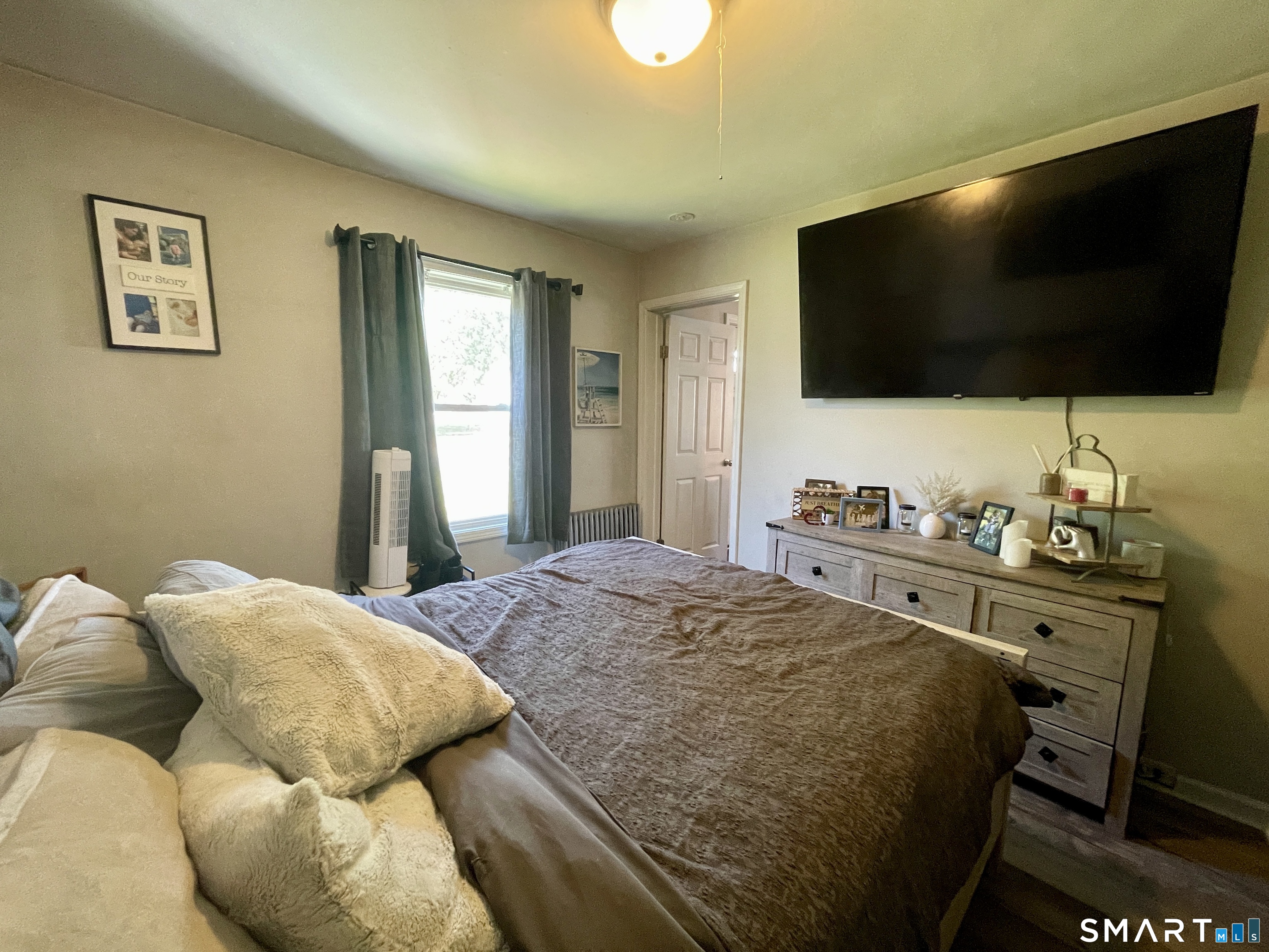 16 Brainard Road Enfield CT 06082