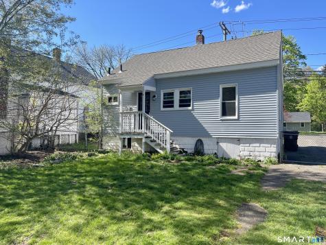 16 Brainard Road Enfield CT 06082