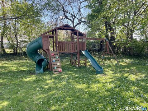 16 Brainard Road Enfield CT 06082