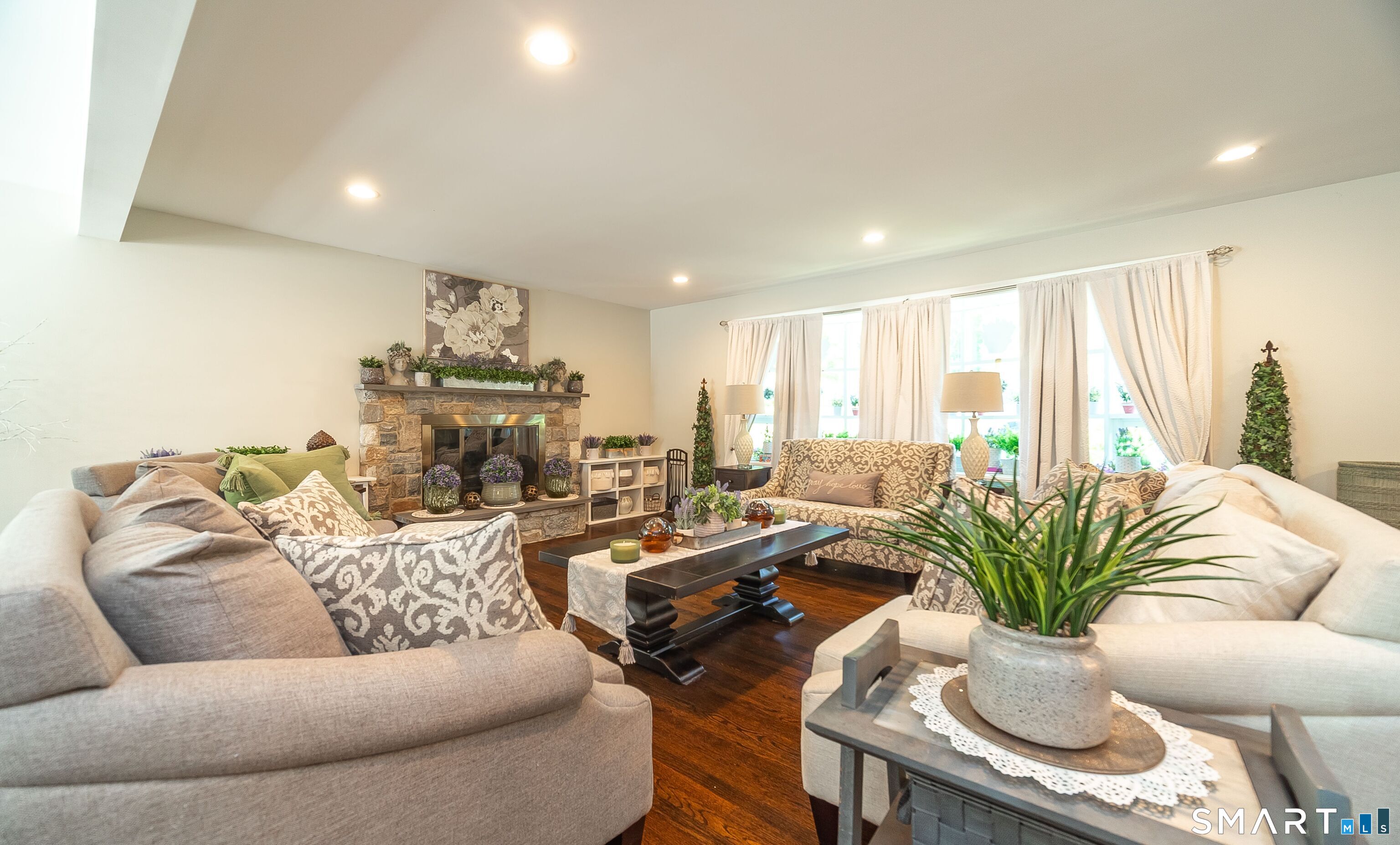 1364 Ridge Road North Haven CT 06473
