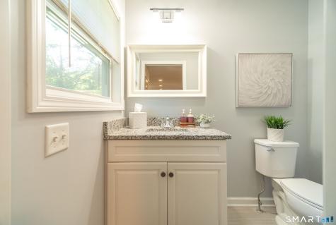 1364 Ridge Road North Haven CT 06473